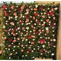 ARTIFICIAL FLOWERS WITH VERTICAL FENCE