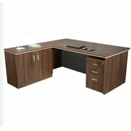 tte Executive Table with One side pedestal unit and E.R.U