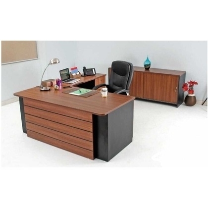 DELITE HI TECH Executive Table with One side pedestal unit and E.R.U