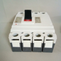 ADHUNIK 800 A 4 Pole 70 KA Molded Case Circuit Breakers (Mccb)