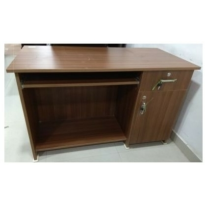 Unbranded 1200 millimeter X 610 millimeter (mm LxD) Executive Computer Table