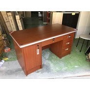 Castlery Executive Table with Both side pedestal unit