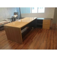 Castlery Executive Table with One side E.R.U unit