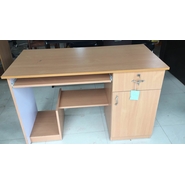 Unbranded 1065 millimeter X 610 millimeter (mm LxD) Executive Computer Table