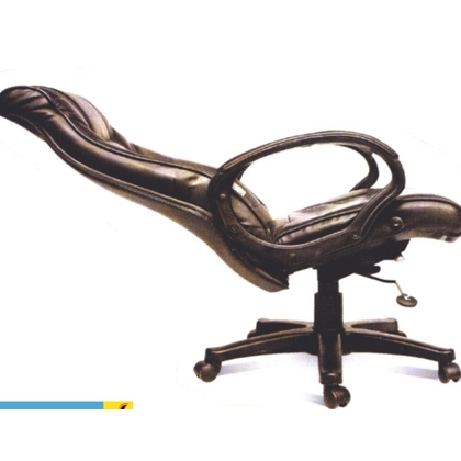 Priyadarshi Revolving Chair with Front pivot synchro tilt mechanism