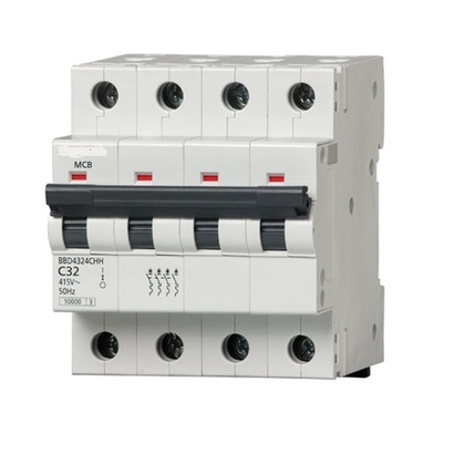 RNC 200A 4 Pole 36 KA Molded Case Circuit Breakers (Mccb)